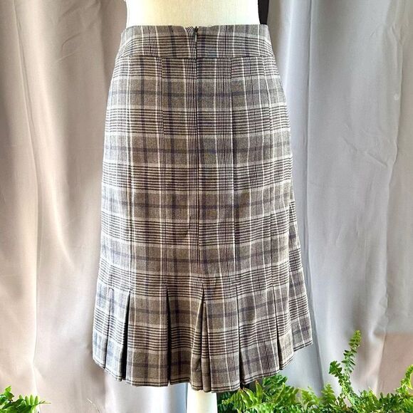90’s Ninety Box Pleaded Plaid Knee Length Skirt 8 - Picture 4 of 10